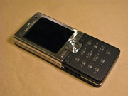телефон Sony Ericsson T650i б/у,  с флэшкой на 1 Г и наушниками